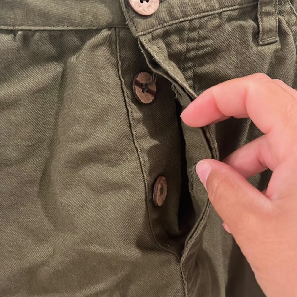 Rvca shorts - Picture 2 of 4